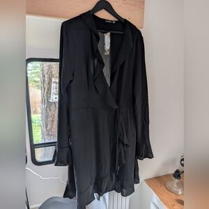 New With Tags Boohoo Black Ruffle Wrap Dress
